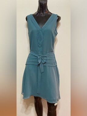 Sleeveless Teal V-Neck Belted Dress
Item# TSd26